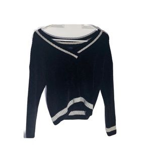 Forever 21 Black and White Sweater